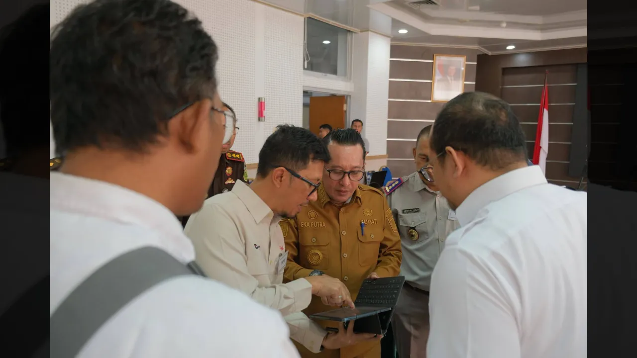 Disela rapat tol Sincin Bukttinggi